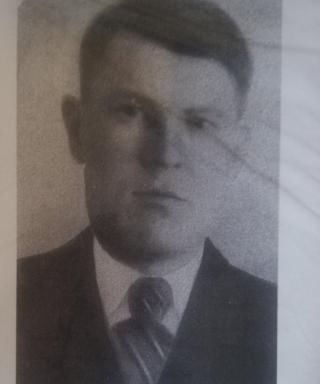 Ломакин Андрей Ермолаевич