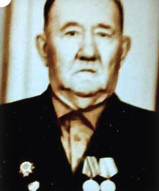 Лапшин Дмитрий Аверьянович