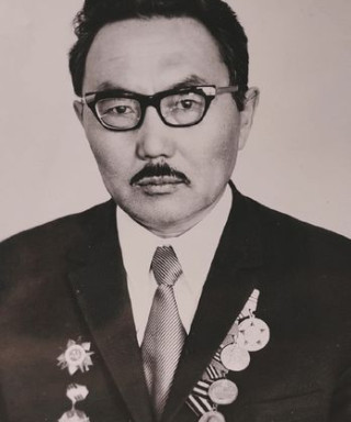 Петушинов Михаил Алзоевич