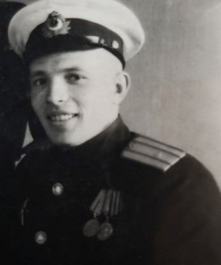 Жаринов Иван Петрович