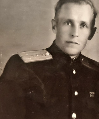 Амосов Евгений Михайлович