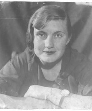 Сверчкова (Фотеева) Нина Ивановна