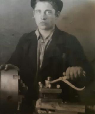 Серюкин Константин Дмитриевич