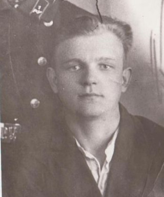 Болознев Петр Дмитриевич