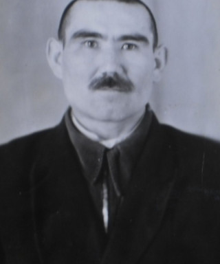 Гусаров Амирбек Талипович