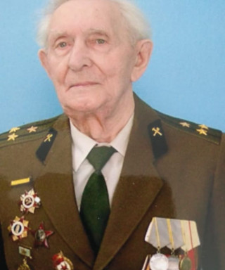 Петров Алексей Петрович