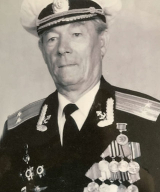 Жарков Владимир Дмитриевич