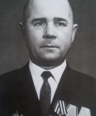 Ломакин Матвей Трофимович