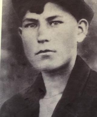 Наумов Леонид Григорьевич