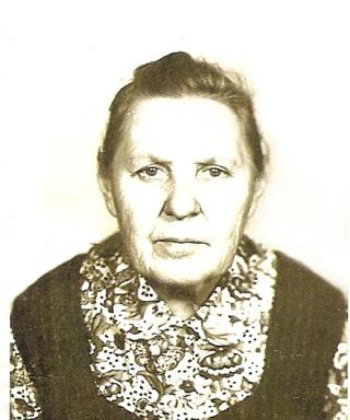 Гнатенко (Маслюк) Мария Антоновна