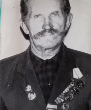 Калашнев Петр Степанович