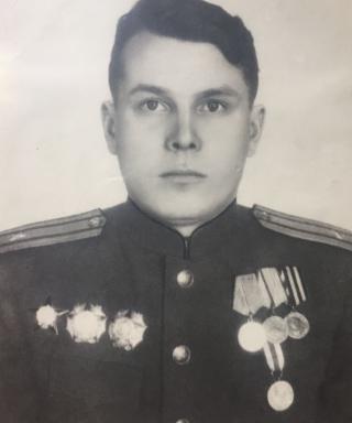Парфёнов Евгений Данилович