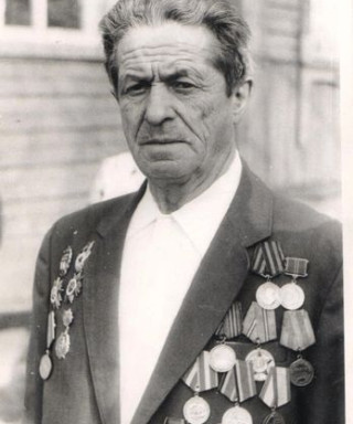 Албаев Александр Леонтьевич