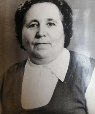Комарова Анна Ефимовна
