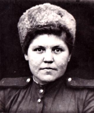 Денисова (Шутова) Антонина Степановна