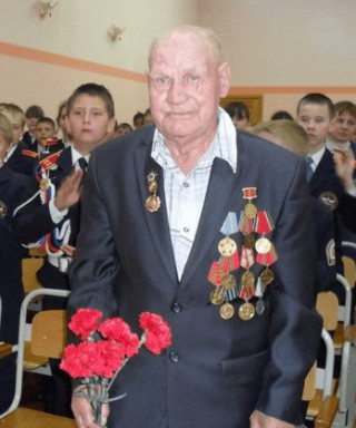 Попов Евгений Львович