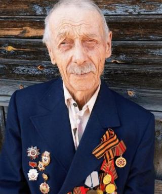 Холмов Виталий Степанович