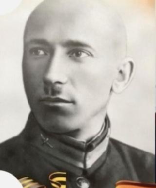 Слончиков Евгений Титович
