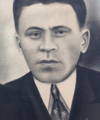 Шафиков Зия