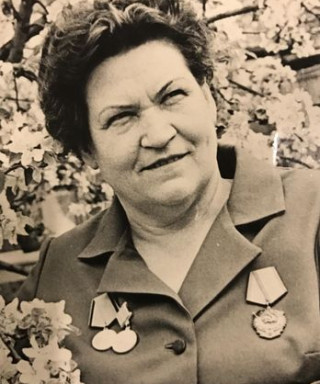 Давыдова Евгения Емельяновна