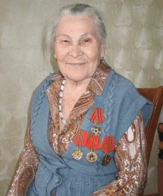Санникова (Земцова) Анна Федоровна