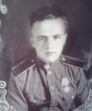 Петров Александр Ильич