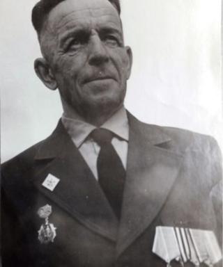 Тумаков Сергей Евгеньевич