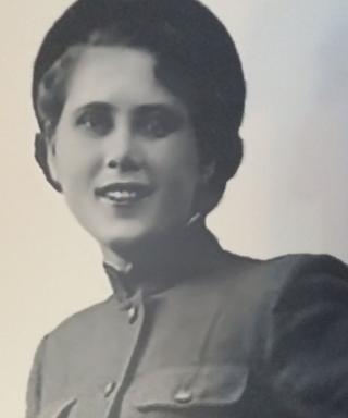 Попова Елена Николаевна