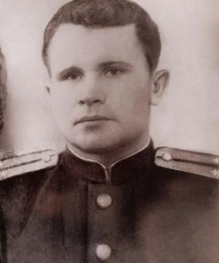 Смирнов Александр Васильевич
