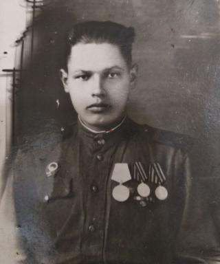 Семёнов Николай Леонтьевич