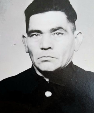 Пахарьков Елисей Елисеевич