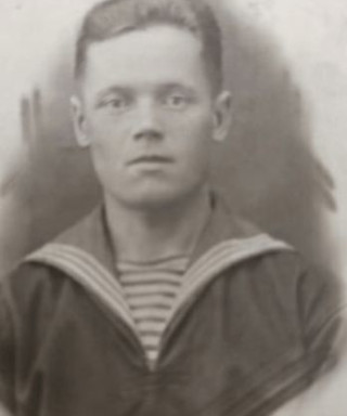 Поникаровский Максим Николаевич