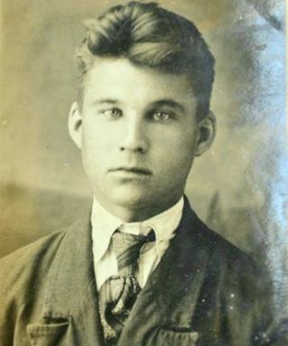 Медведев Владимир Дмитриевич