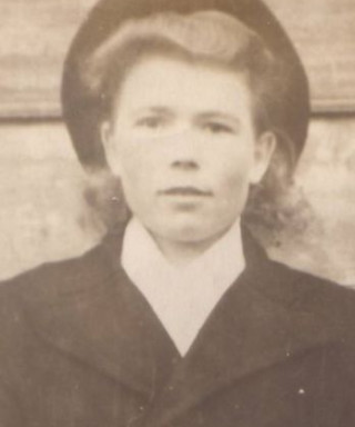 Олийник(Иличкина) Анна Ивановна