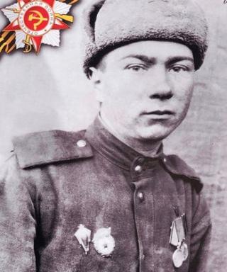 Смирнов Александр Тихонович