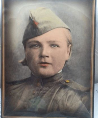 Пчельникова Елена Леонтьевна