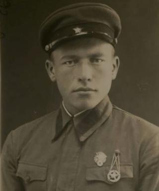 Шарапов Евгений Матвеевич