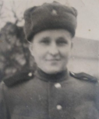 Апрелев Мин Ильич