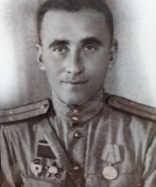 Петров Пётр Андреевич