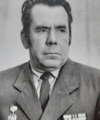 Смирнов Леонид Семенович
