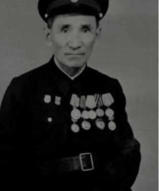 Еленов Амержан