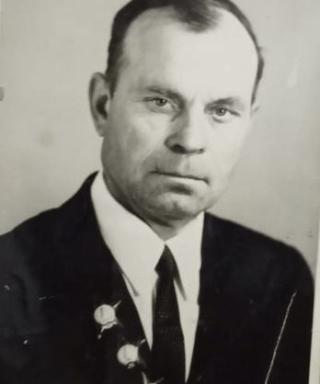 Момот Григорий Павлович