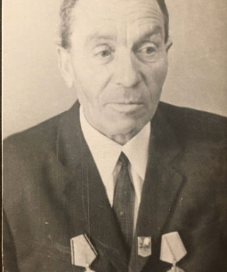 Петров Василий Миронович