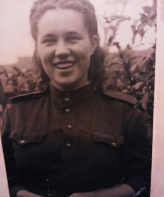 Шишкова (Петрунина) Антонина Васильевна