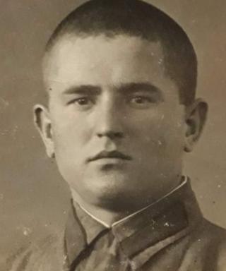 Хохлов Иван Антонович