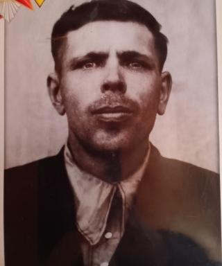 Леонтьев Павел Кузьмич