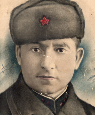 Уцумиев Уцуми (неизвестно)