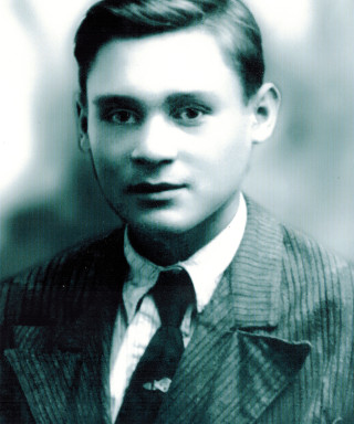 Гапоненко Петр Денисович