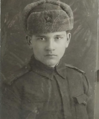 Охотников Юрий Николаевич