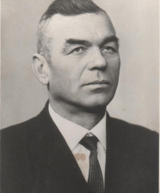 Иванов Иван Яковлевич